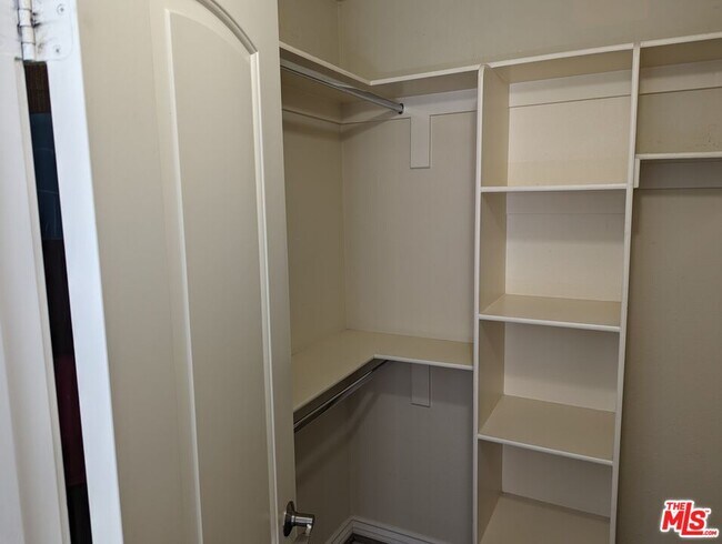 Building Photo - 2925 E Spaulding St