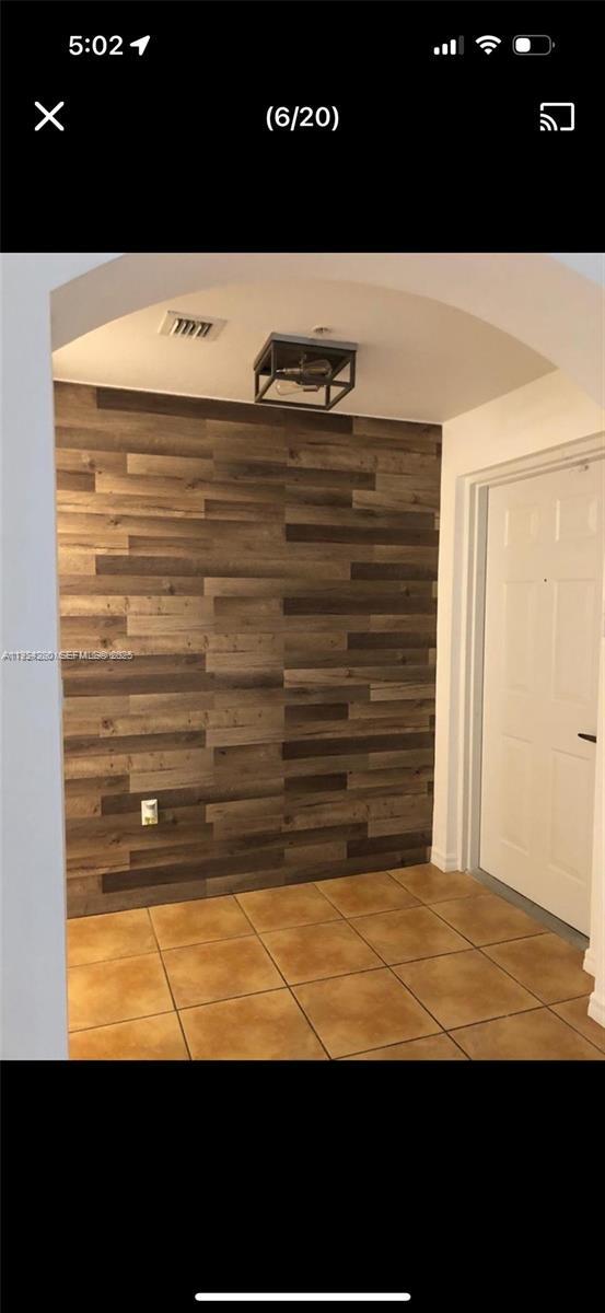 Building Photo - 8826 W Flagler St