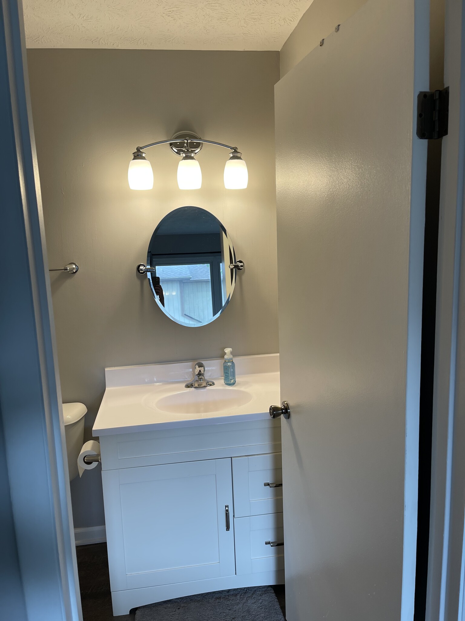 Master Bathroom - 2904 Asbury Ct