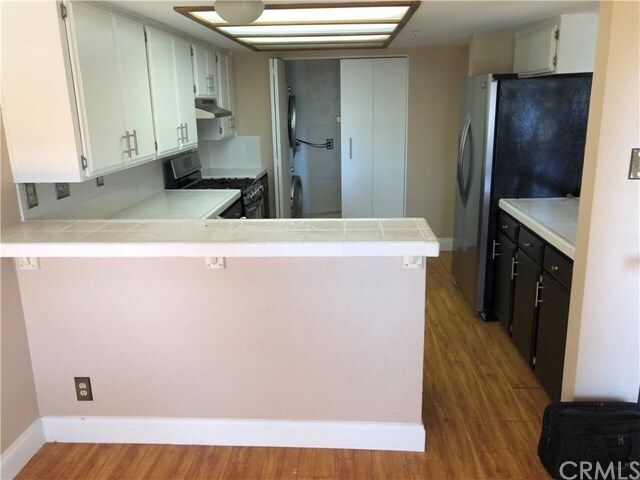 Building Photo - 7735 Newman Ave