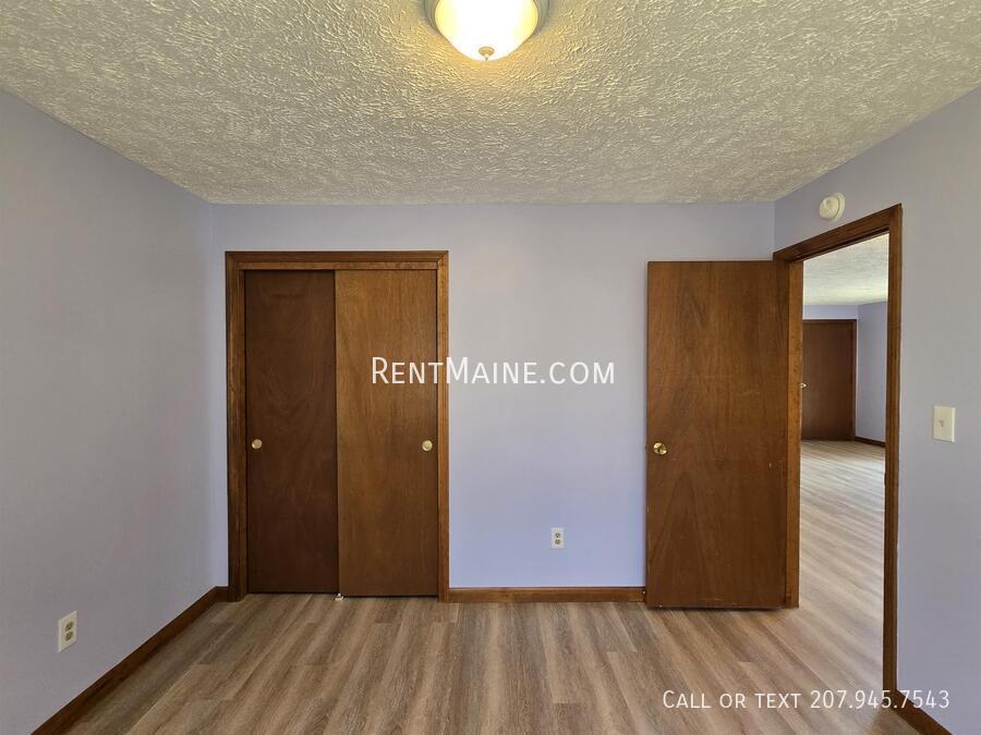 Building Photo - 10 Hartley St