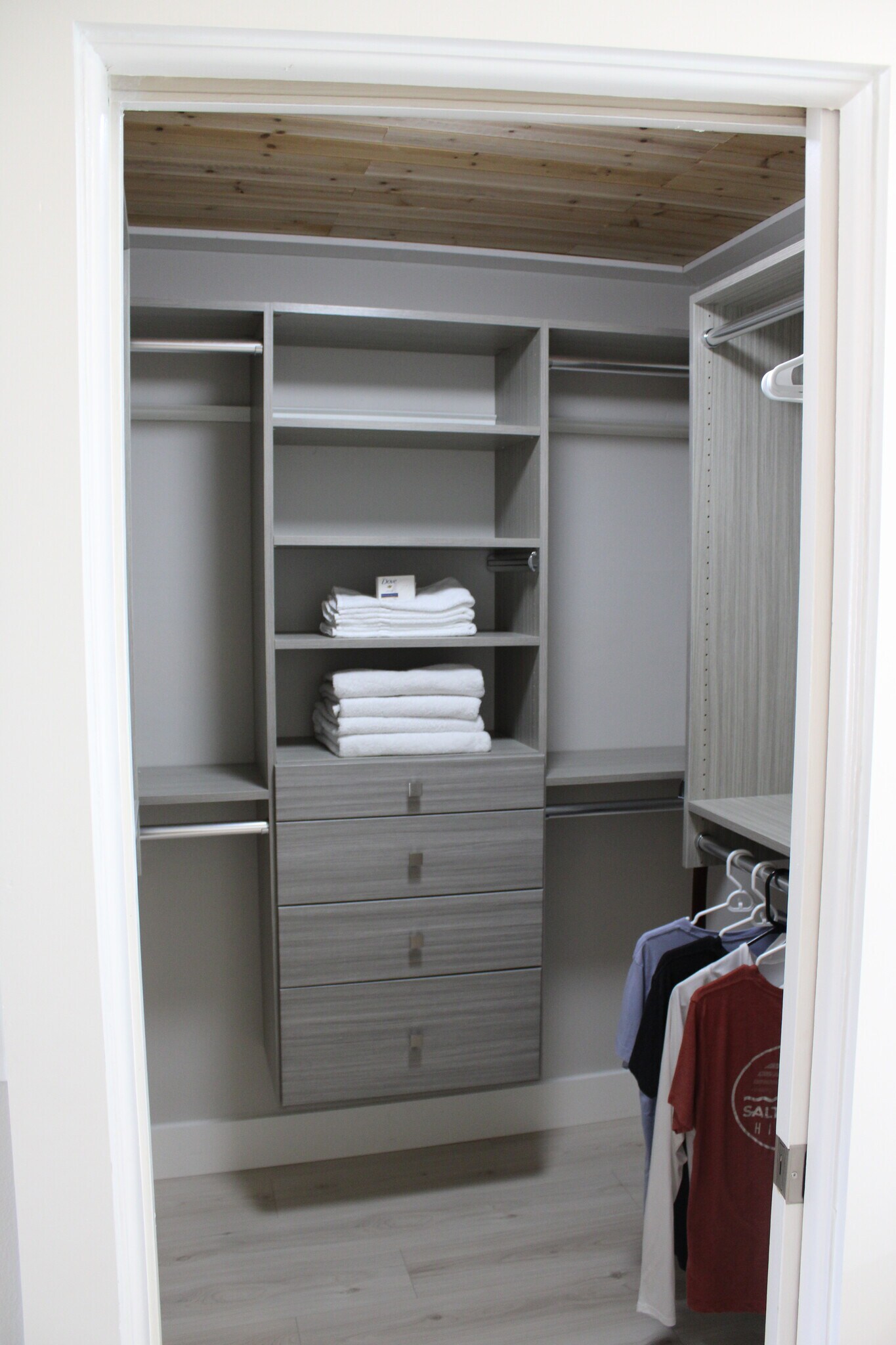 Building Photo - 229 Palm Is NW