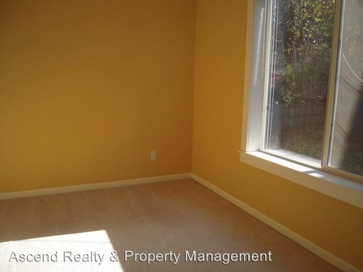 Building Photo - 7732 SW Carrollon Dr