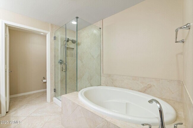 Building Photo - 33575 N Dove Lakes Dr