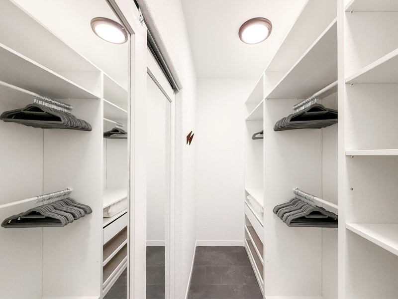 Building Photo - 640 Granite Ln