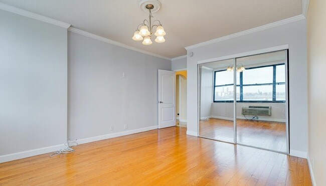 Building Photo - 7004 JFK Blvd E