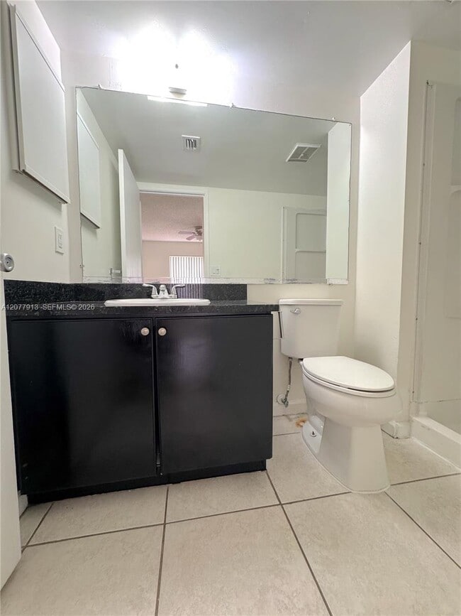 Building Photo - 3252 Coral Lake Ln