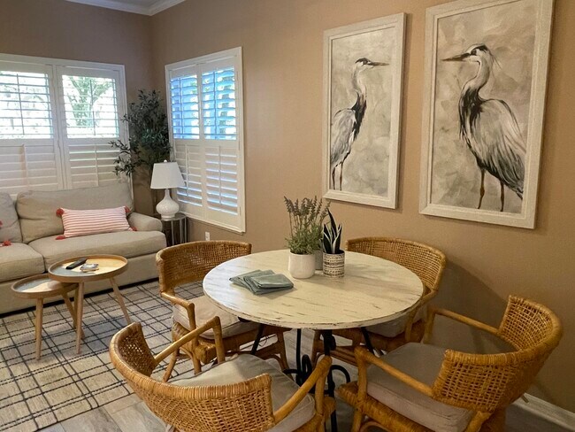 Building Photo - 10067 Perfect Dr