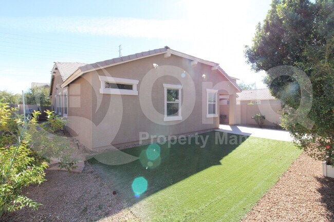 Building Photo - 3270 S Santa Rita Way