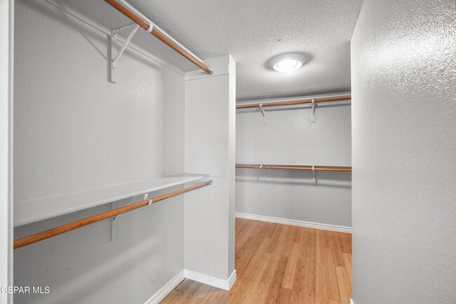 Building Photo - 14141 Tierra Leona Dr