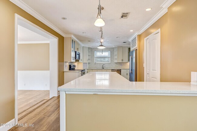 Building Photo - 4328 Savannah Ave