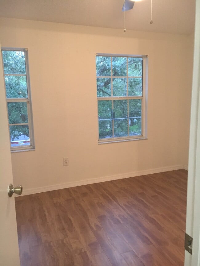 Building Photo - 8652 Hunters Key Cir