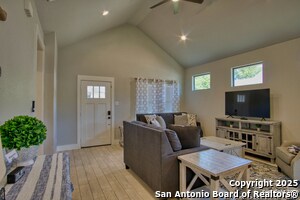 Building Photo - 1247 Green Hill Dr