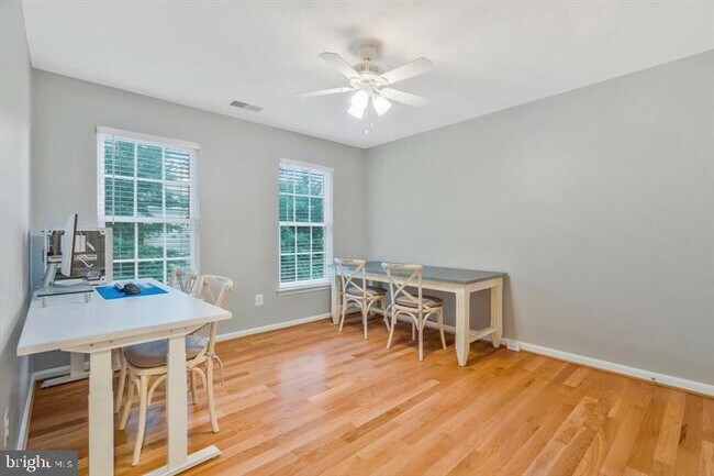 Building Photo - 4541 Monmouth St