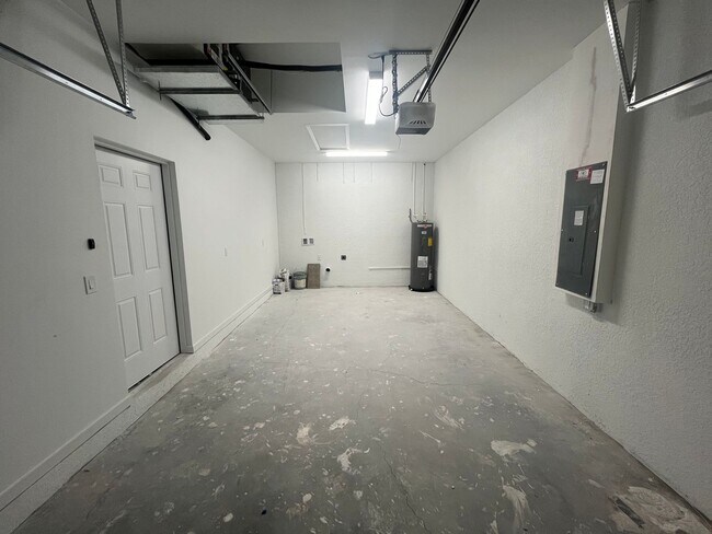 Building Photo - Brand New 2/2/1 -SW Lehigh Acres