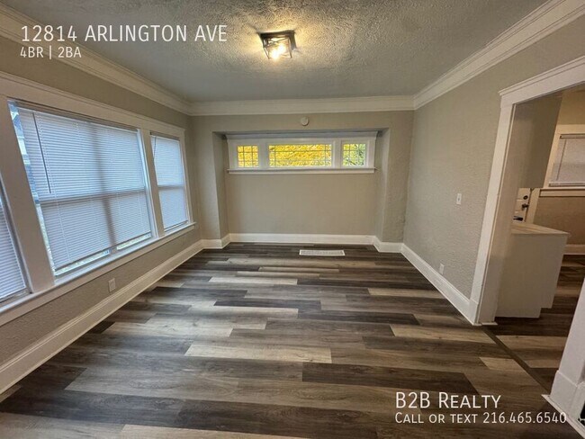 Building Photo - 12814 Arlington Ave