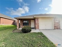 Building Photo - 4603 John David Dr
