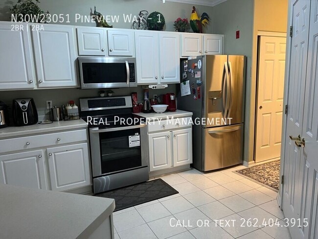 Building Photo - N30W23051 Pineview Way