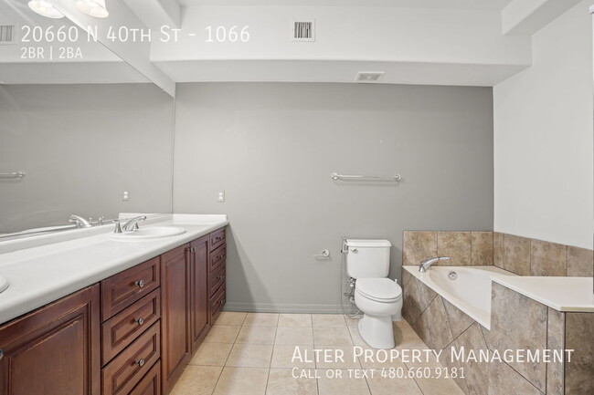 Building Photo - 20660 N 40th St