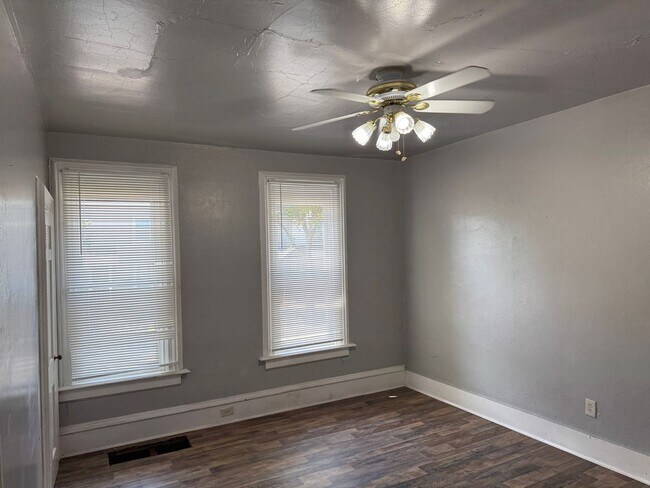 Building Photo - 2564 N 15th St