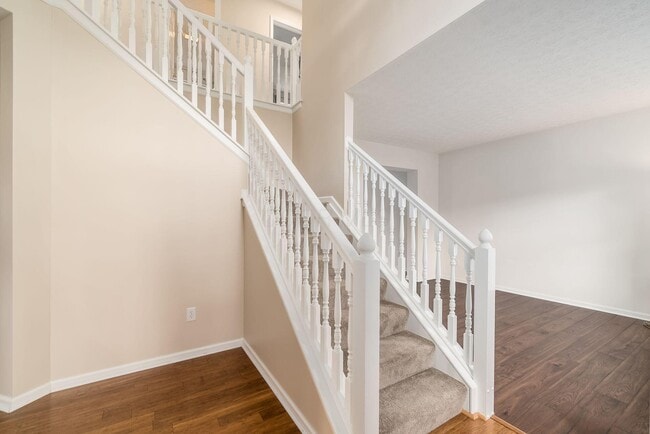 Building Photo - 7916 Bridge Crossing Ct