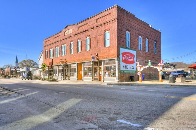 Building Photo - 2 Bed 2 Bath Apartment In Middle of Harlem!