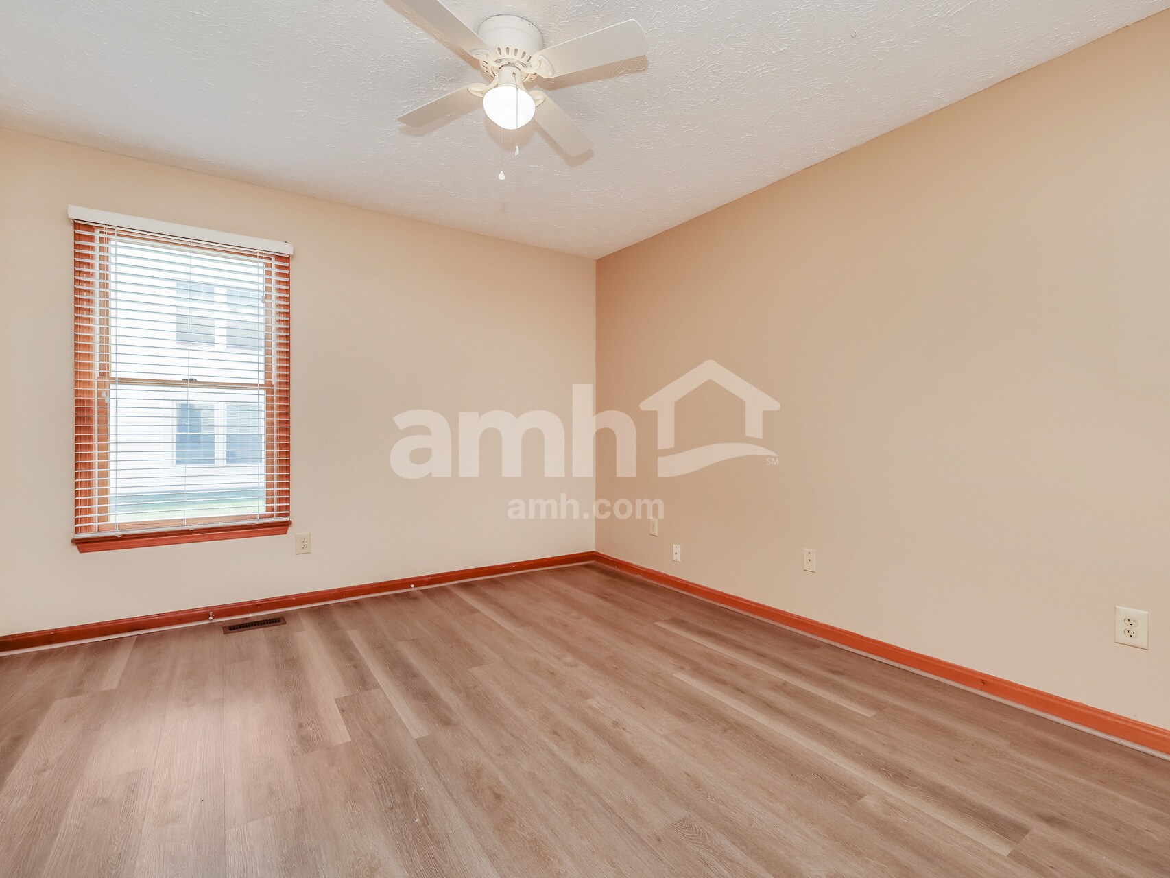 Building Photo - 2630 Alexander Ct