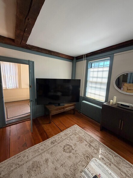 Building Photo - 23 Mugford St