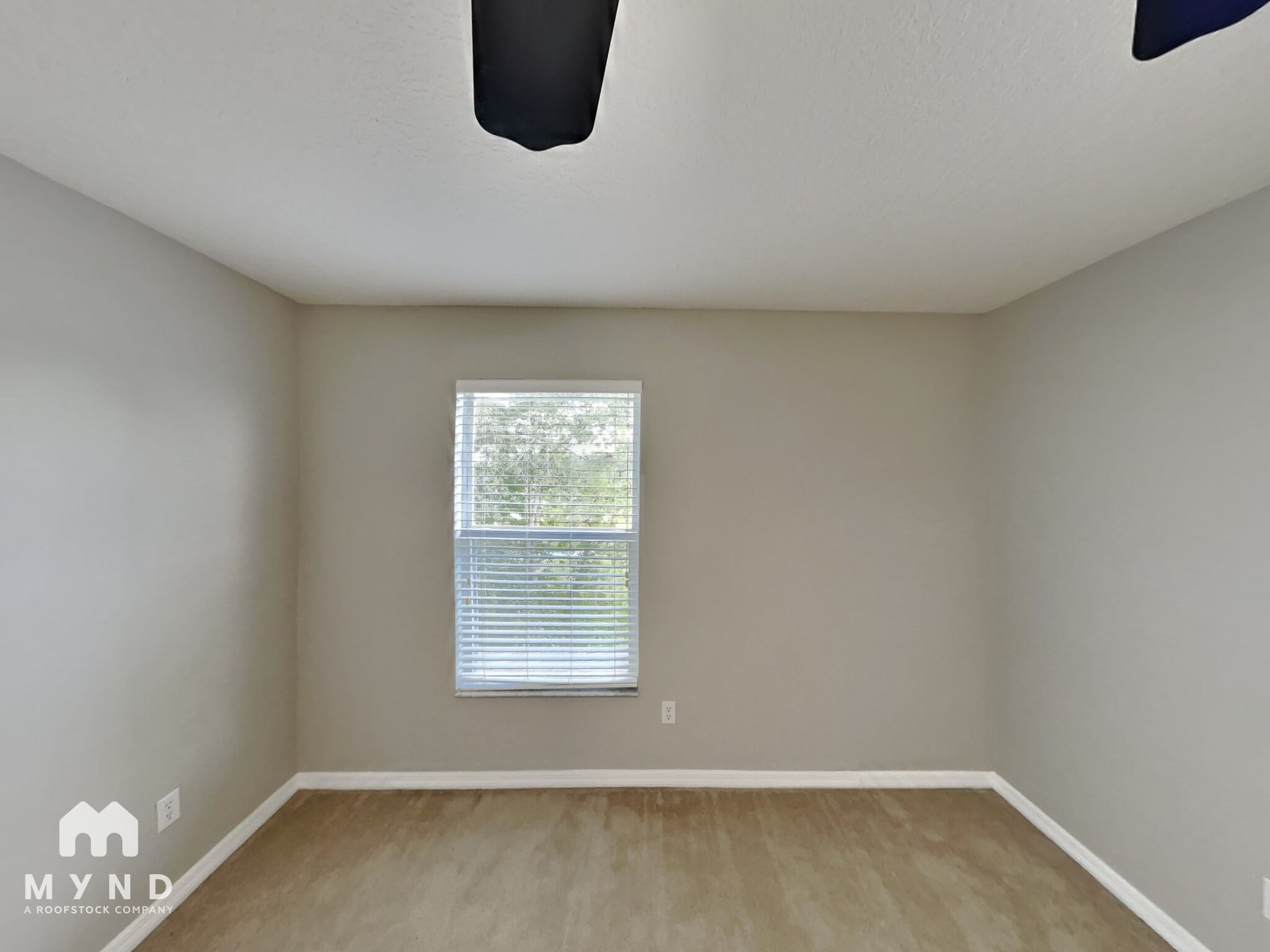 Building Photo - 1460 Travertine Terrace