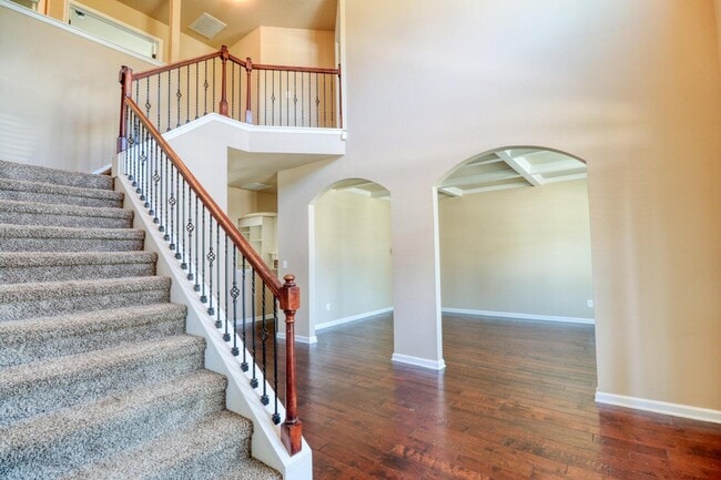 Building Photo - 726 Old Indian Camp Rd