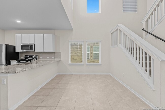 Building Photo - 9219 Cook Crk