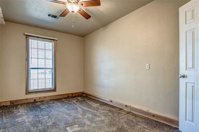 Building Photo - 422 FM 6