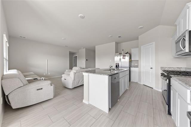 Building Photo - 752 Cedarbrook Dr