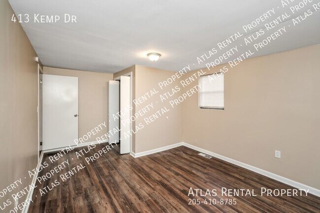 Building Photo - 413 Kemp Dr
