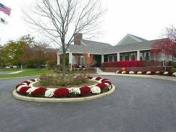Building Photo - 213 Glengarry Dr