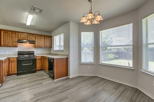 Building Photo - 1108 Blewett Dr