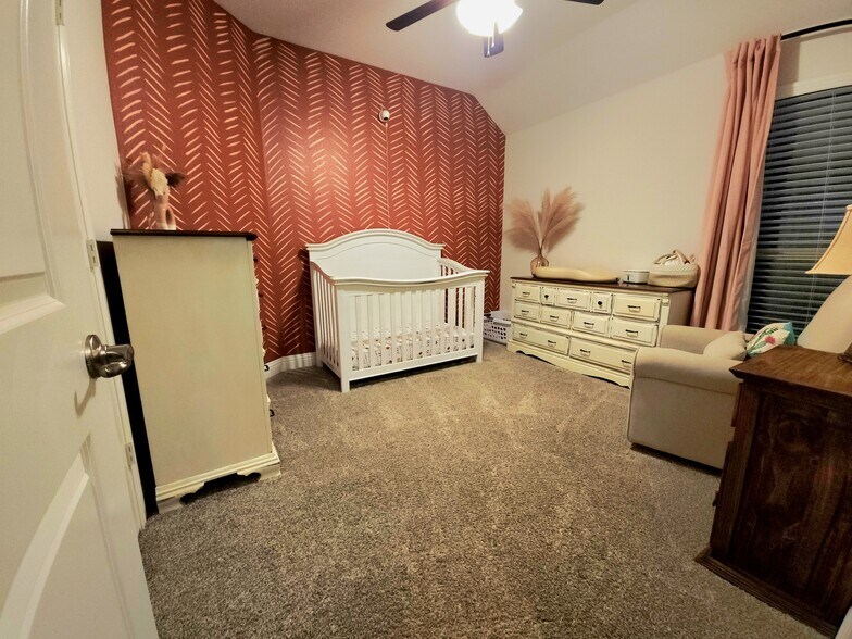 Building Photo - 3012 Denver Ave