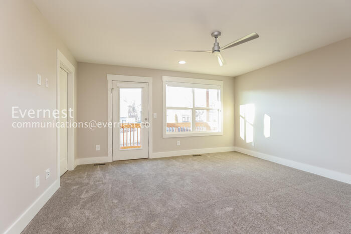 Building Photo - 220 Croleywood Ln