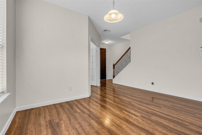Building Photo - 6719 Path Way Ct