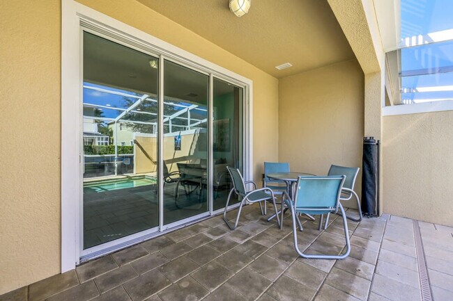 Building Photo - 1651 Retreat Cir