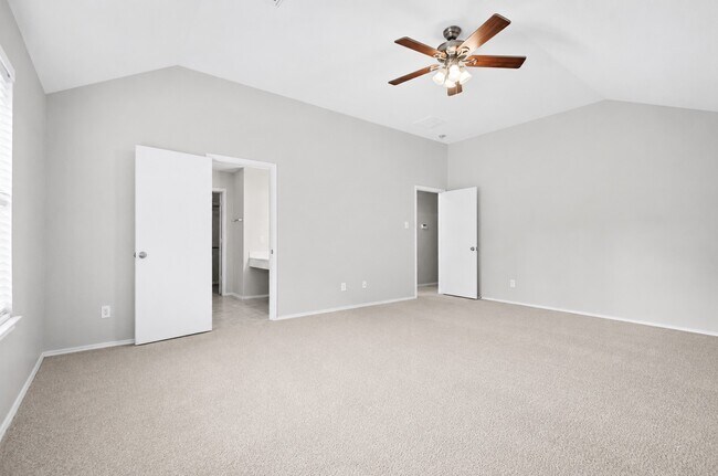 Building Photo - 6 Orion Star Ct