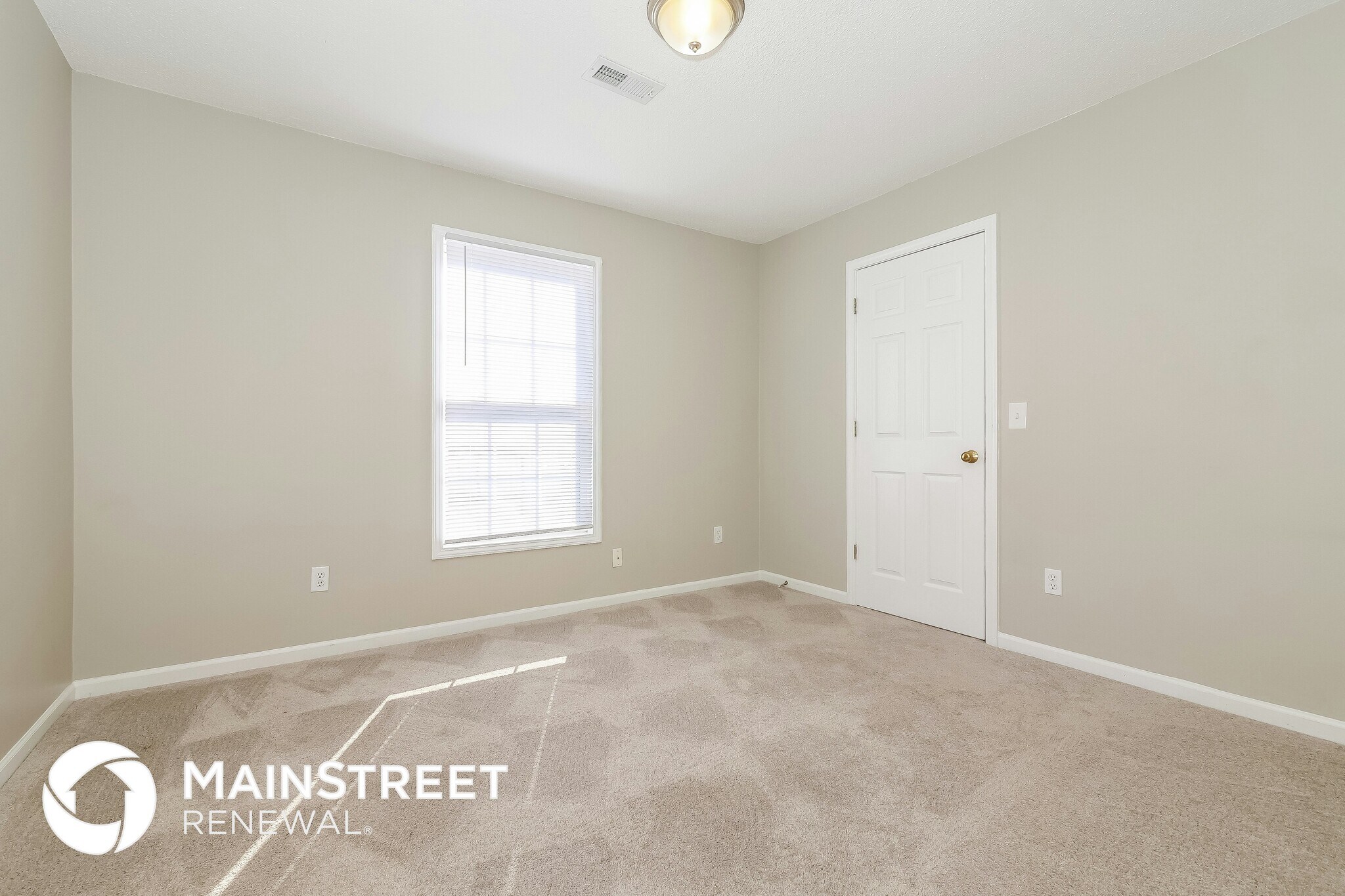 Building Photo - 4811 Lone Elm