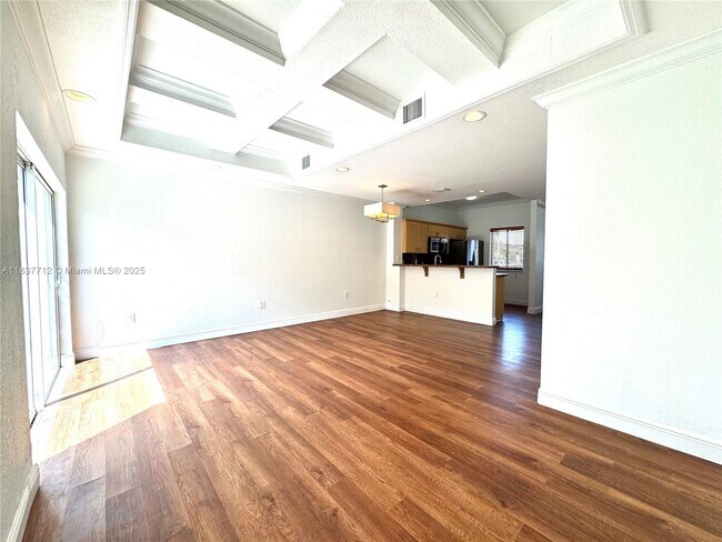 Building Photo - 11667 NE 18th Dr