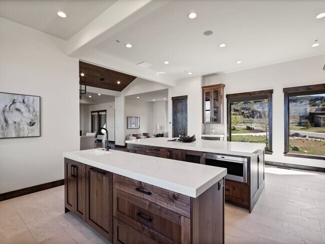 Building Photo - 1075 N Oquirrh Mountain Dr