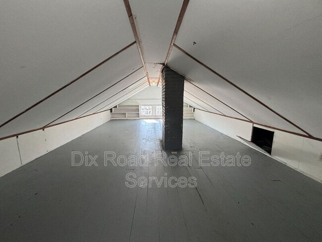 Building Photo - 107 Edgewood Ave