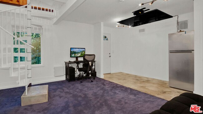 Building Photo - 26776 CA-189