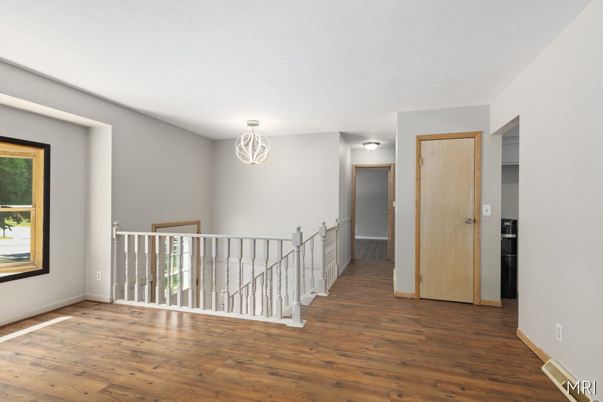 Building Photo - 301 Stadium Dr