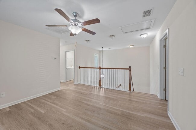 Building Photo - 8988 Cat Tail Pond Rd