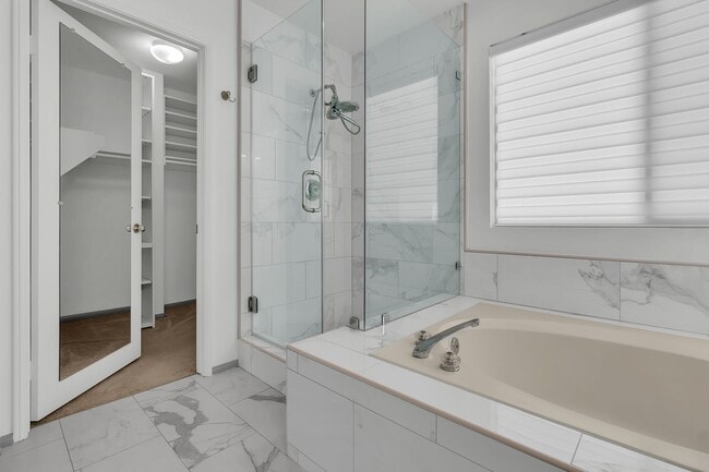 Building Photo - 5764 Kylie Ave