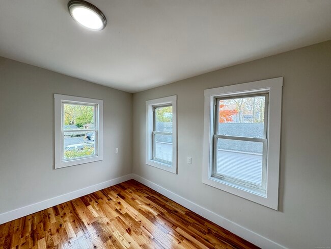 Building Photo - 360 Campbell Ave